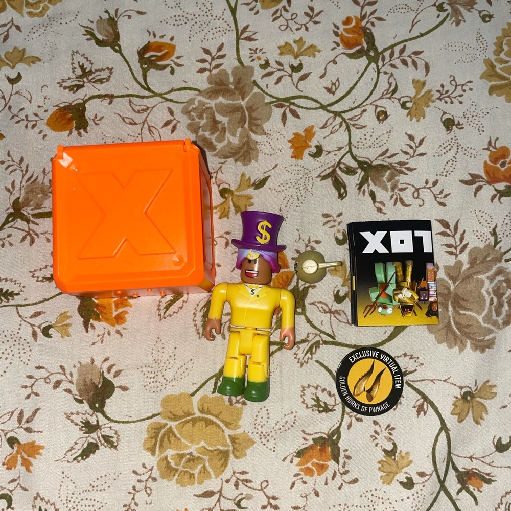 Roblox Golden Horns of Pwnage CODE & TOY